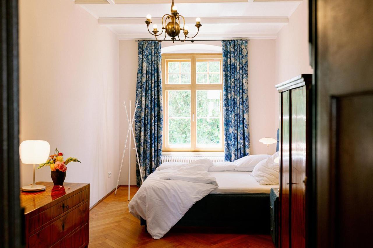 Schlossgut Tunzenberg Mengkofen ภายนอก รูปภาพ